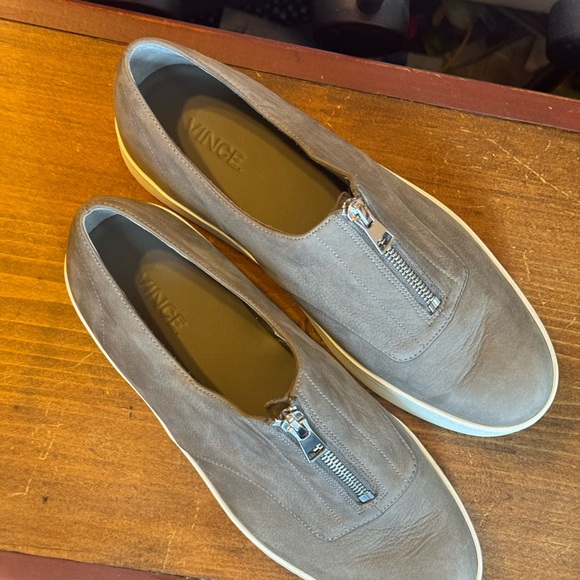 Vince Woman’s Warner Zip front Platform Sneaker.Size 8.5 =38 See photos - Picture 9 of 16